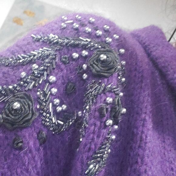 Vintage Cervlle Wool Cardogan Dister with Beading & Rose's in Purple Size M - Picture 10 of 15
